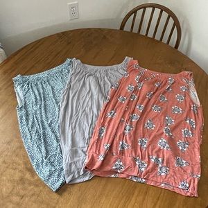 LOFT Outlet tops.  Set of 3.      B-46